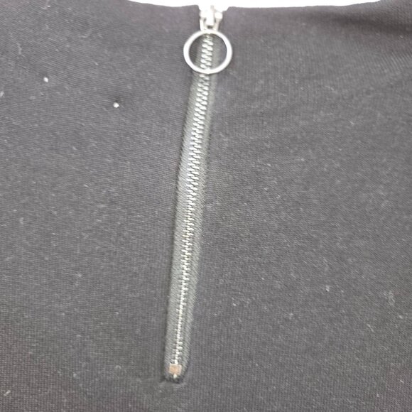 Chicos Black & White Abstract Asymmetrical Pullover Sweater Size L New 3984 - Picture 5 of 9